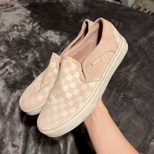 pink checkered vans